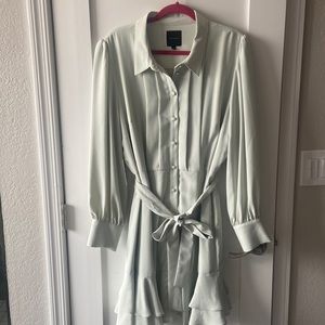 Gorgeous mint green dress perfect for Work, Church a night on the town